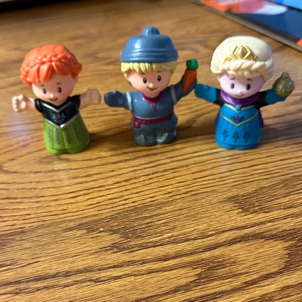 Frozen Adventure Playset - Blue, Green, Silver